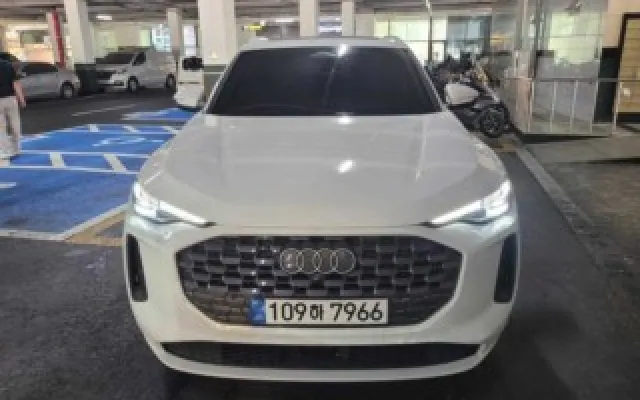 엑티언 중고차 Q5 (80A) 40 TFSI 콰트로 어드밴스드 매물 사진 17 - 2025/12 6,102km